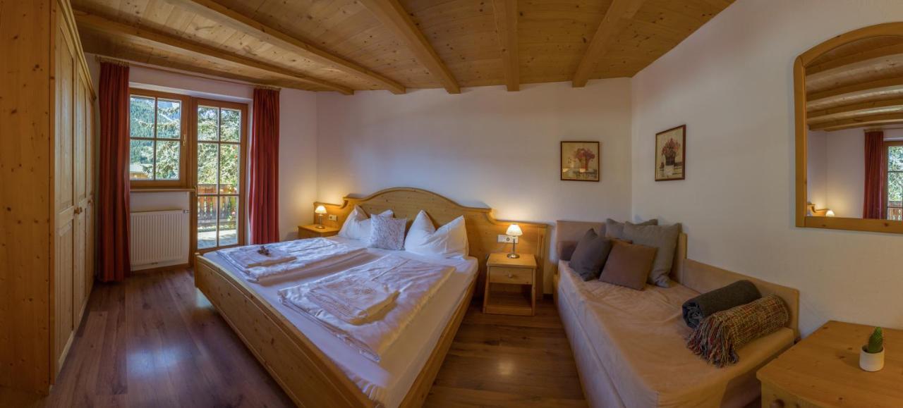 Appartamenti Sonnenuhr Sexten Bagian luar foto