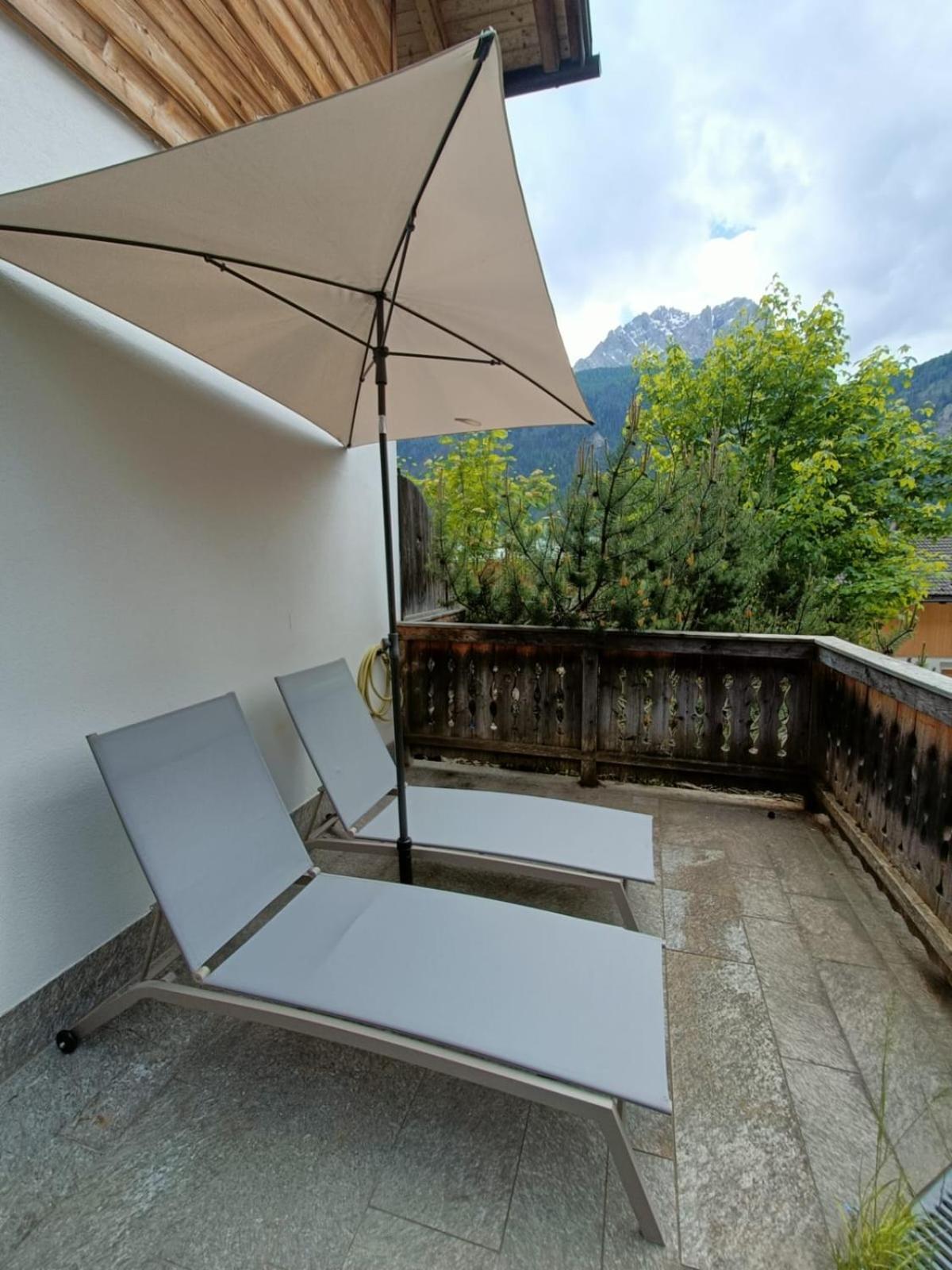 Appartamenti Sonnenuhr Sexten Bagian luar foto